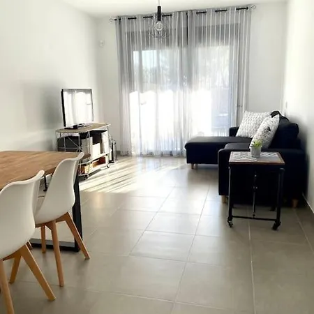 Apartamento Con Patio Y Jacuzzi Privado * Calafat