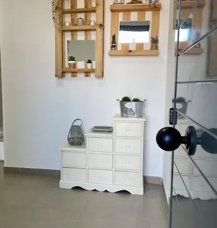 Apartment Apartamento Con Patio Y Jacuzzi Privado
