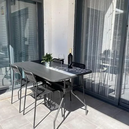 Apartamento Con Patio Y Jacuzzi Privado Calafat